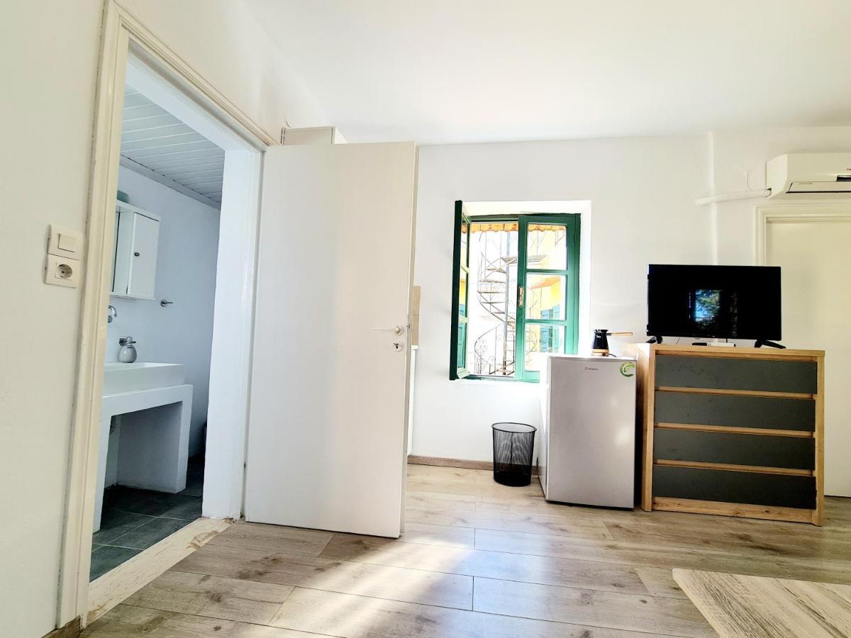 Piccolo Modern Suites Old Town Rhodes City Extérieur photo
