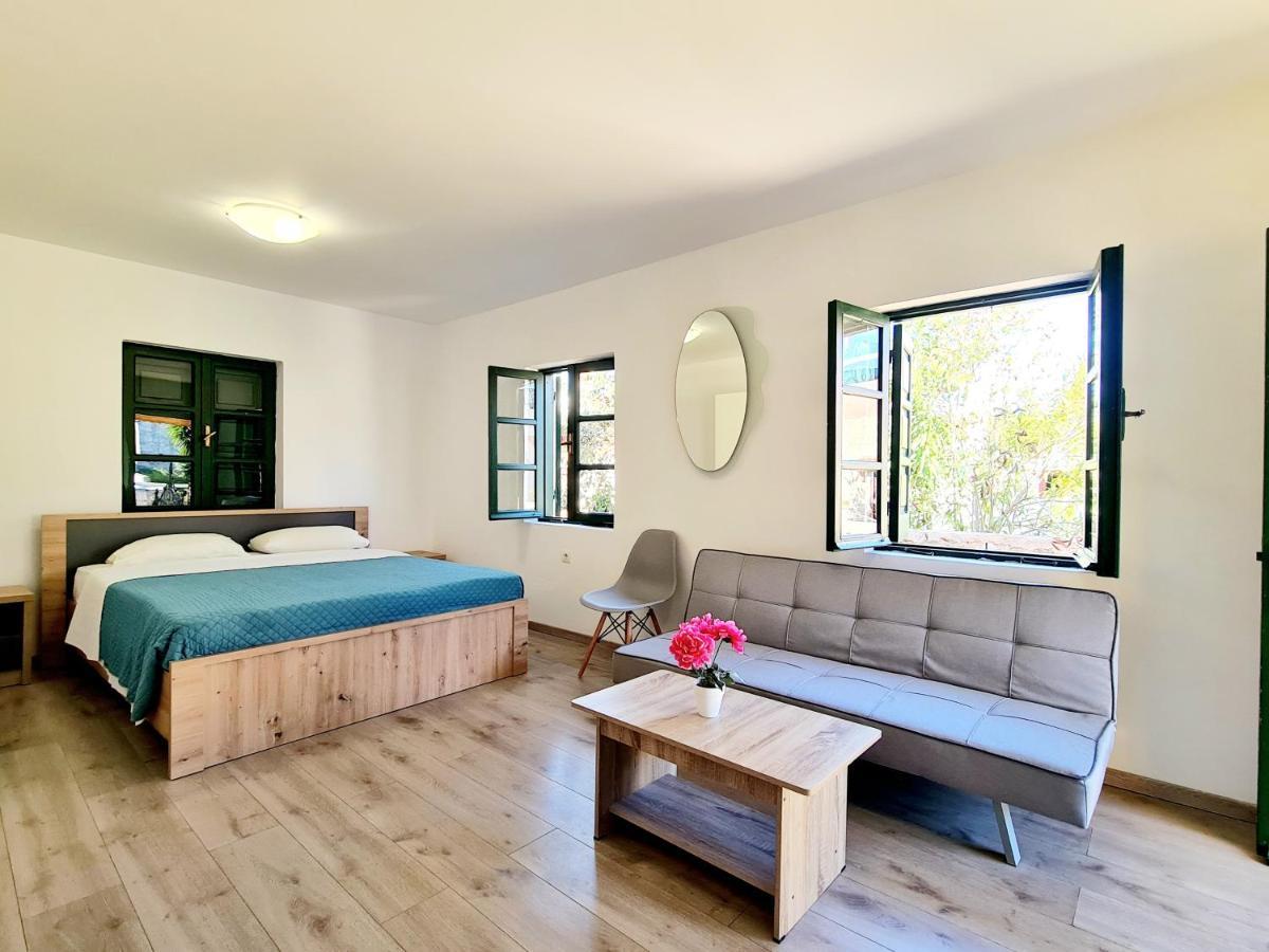 Piccolo Modern Suites Old Town Rhodes City Extérieur photo