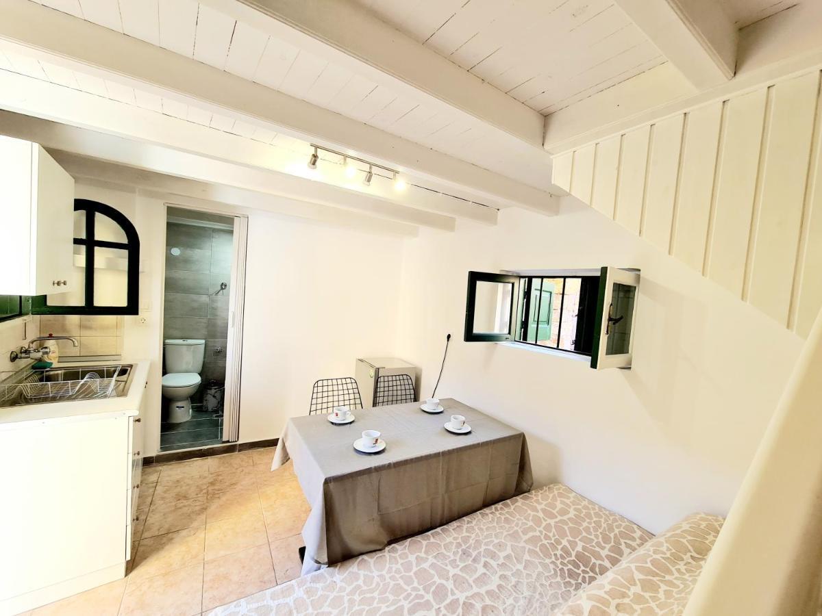 Piccolo Modern Suites Old Town Rhodes City Extérieur photo