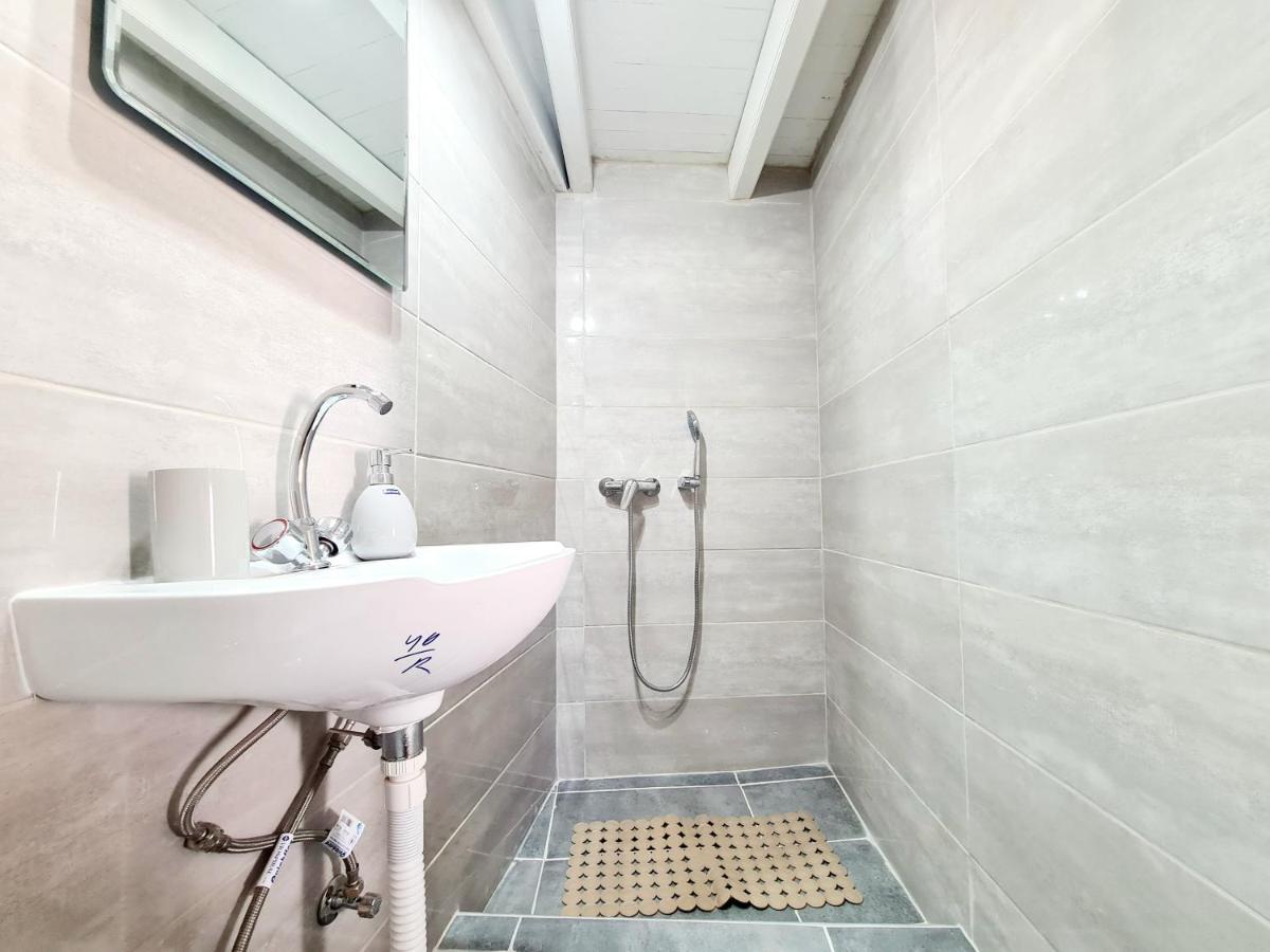 Piccolo Modern Suites Old Town Rhodes City Extérieur photo