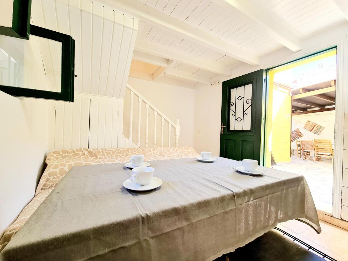 Piccolo Modern Suites Old Town Rhodes City Extérieur photo